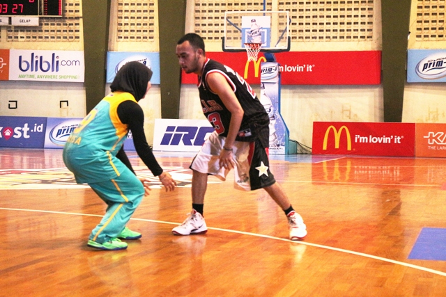 Raisa VS Haluluya (All Star LA Streetball) di LIMA Nationals sebagai bintang tamu