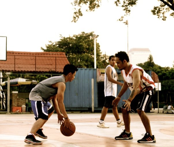 Edo saat melakukan aksi di lapangan
