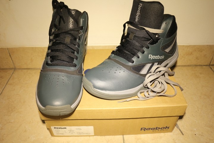 Reebok Pro Heritage 1 Tampak Depan dan samping