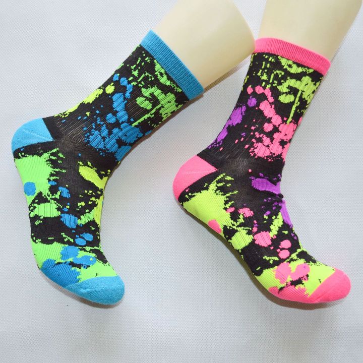 Kaos Kaki Basket Grafity