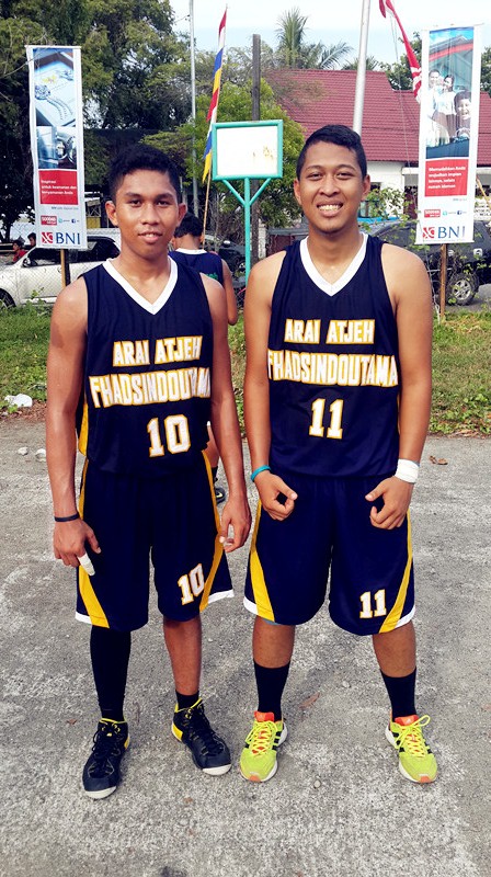 Muhammad Faldhy (No dada 10 - Kiri)