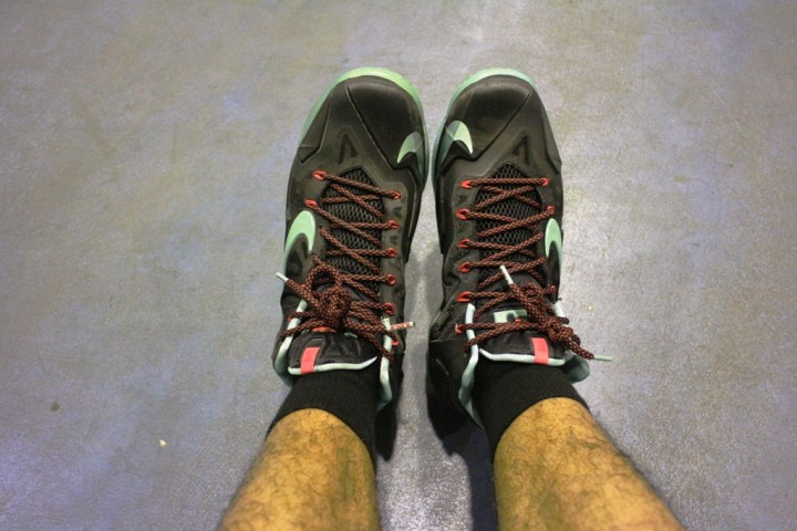 Nike Lebron11 Tampak Atas