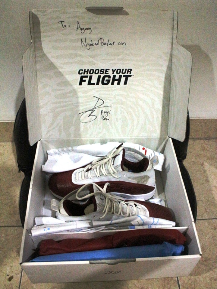 Air Jordan 2011 with box sign by Rayi RAN