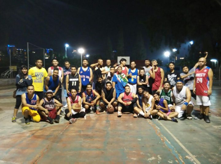 Havis Della MC saat bermain dengan komunitas Monday Stweetball