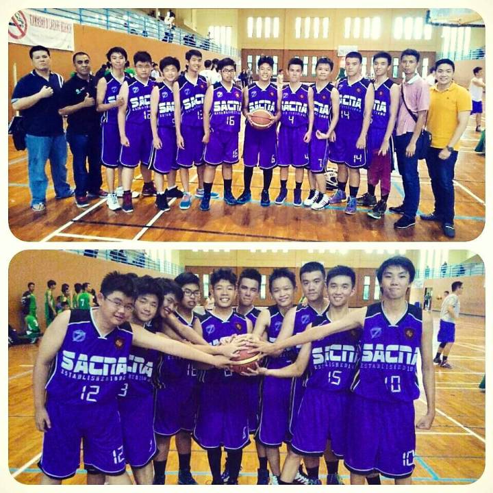 Reynold febrano  saat bersama rekan-rekan 1 teamnya