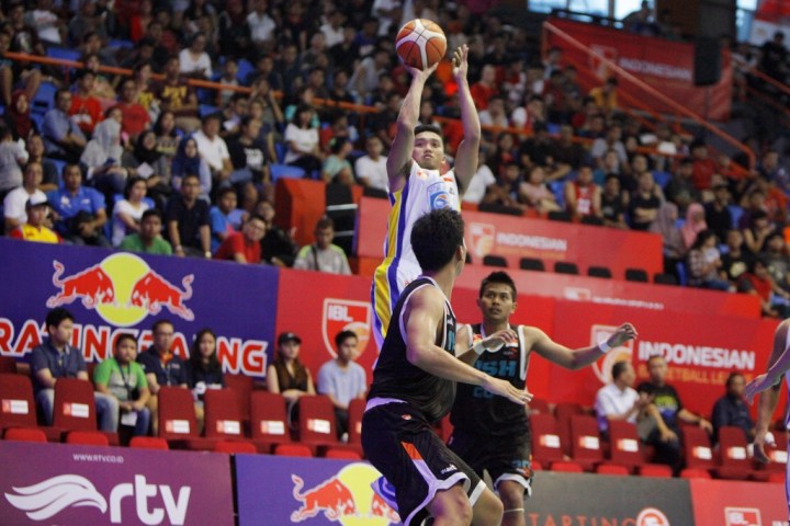 Respati Ragil Pamungkas Shooting Guard Satya Wacana Salatiga-Dokumentasi IBL