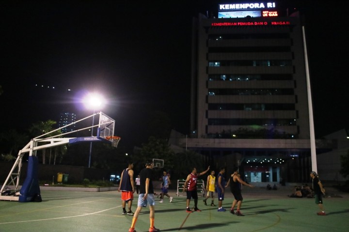 Serunya bermain di Depan Kemenpora RI